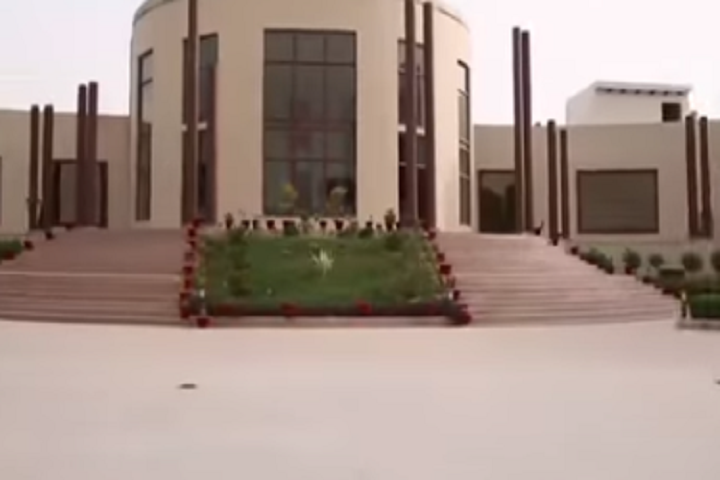 https://cache.careers360.mobi/media/colleges/social-media/media-gallery/6523/2018/12/19/Campus view of Heritage Institute of Hotel and Tourism Agra_Campus-view.png